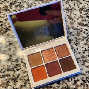 Fenty Beauty Snap Shadows Mix & Match Eyeshadow Palette in 3 deep neutrals